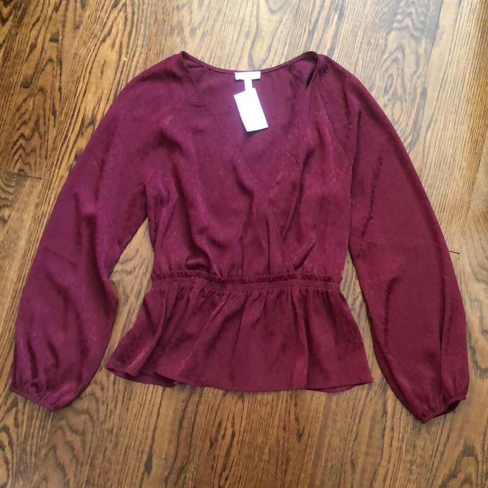 LEITH Women’s Wine Cross Over Stretch Waist Peplum Blouse Elastic Cuffs Sz M NWT - Picture 1 of 11